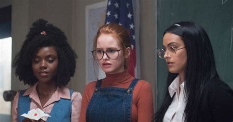 Riverdale S Cheryl Blossom Caught Up In Incest Plot As