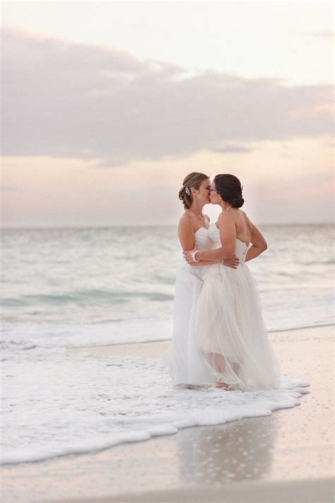 best 25 lesbian wedding photos ideas on pinterest lgbt wedding lesbian wedding and lesbian