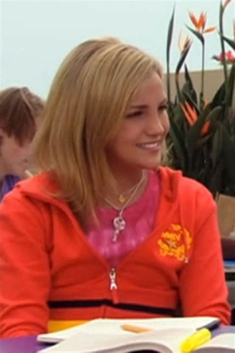 watch zoey 101 s1 e13 little beach party 2005 online free trial