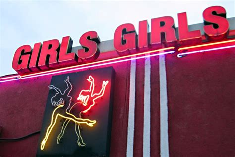 Local Lawyer Leads Fight To Re Open Ontario S Strip Clubs Sault Ste