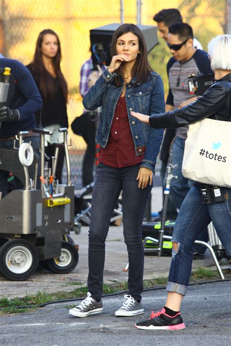 More Behind The Scenes Shots Of Victoria Justice On The
