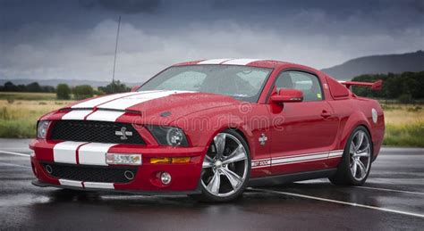 red coupe picture image