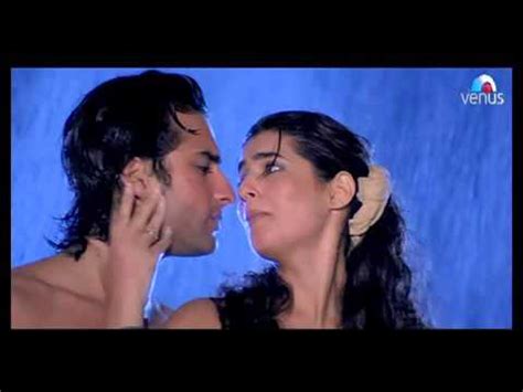 Sexy pics of twinkle khan