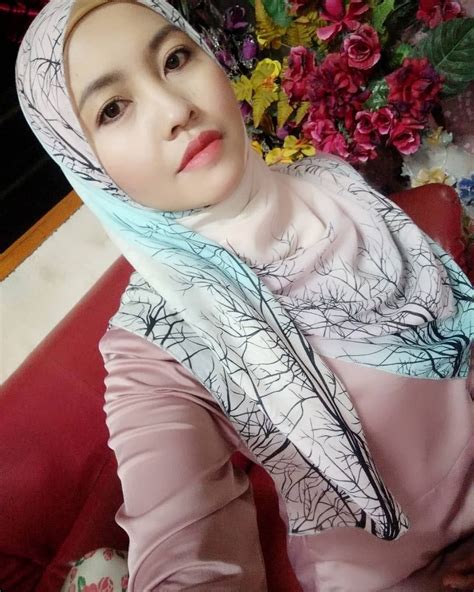 Pin Oleh Kdian Di Satin Orang Gadis Cantik Jilbab Cantik