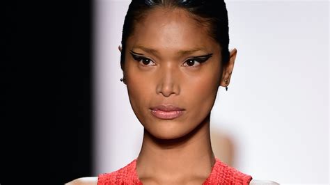 Trans Model Geena Rocero Made An Empowering Statement At Nyfw — Photos