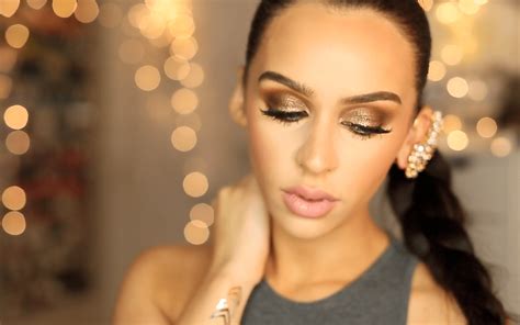 5 Holiday Makeup Looks To Try This Season Society19