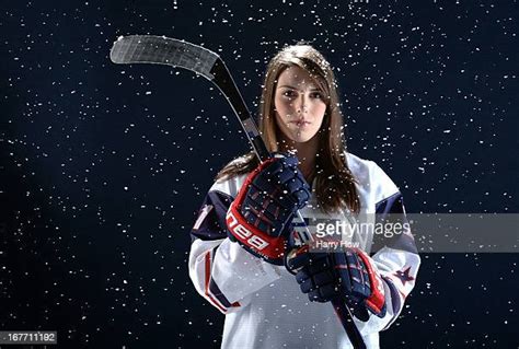 Hilary Knight Ice Hockey Player Photos Et Images De Collection Getty