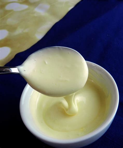 quick  easy hollandaise sauce discovery cooking recipe easy hollandaise sauce easy