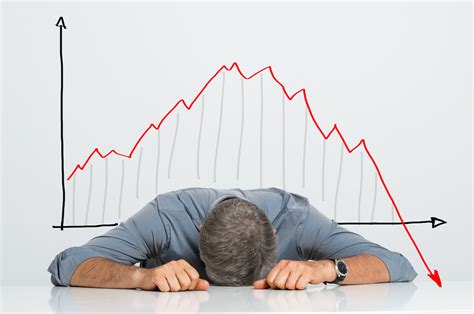 ways  avoid losing money   stock market  motley fool
