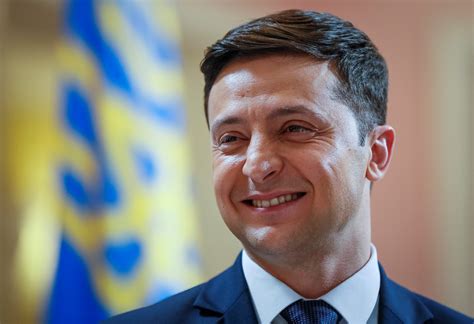 comedian zelenskiy maintains strong lead  ukraine presidential poll