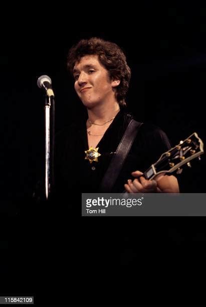 steve jones musician photos and premium high res pictures getty images