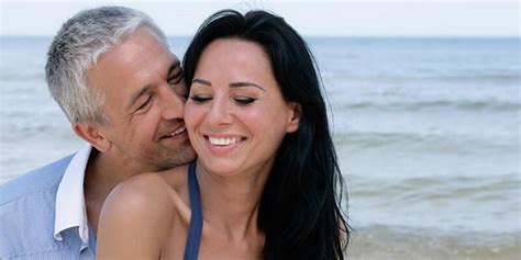 Why Younger Women Looking For Older Men Ladadate