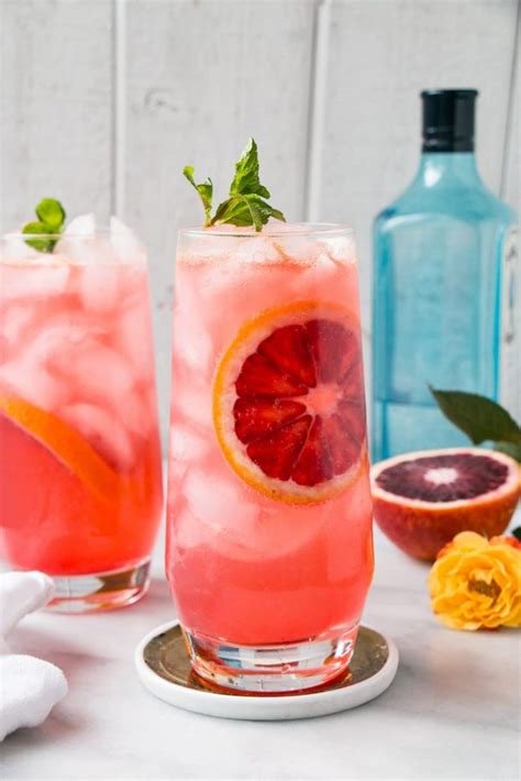 23 Easy Cocktails To Make At Home You Must Try Wow It S Veggie