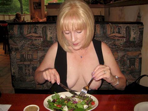 Restaurant Nudes Pt 3 Shesfreaky