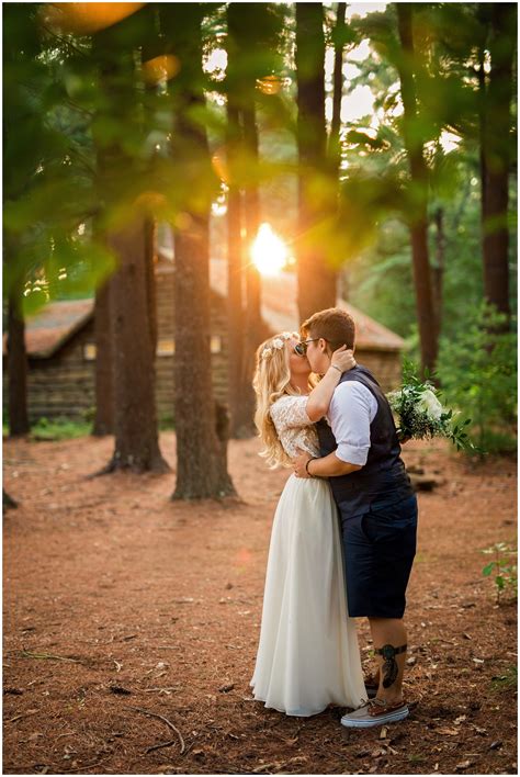 erin lo simple natural woodsy wedding at camp hoffman