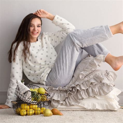 flannel winter women pajamas set coarl velvet o neck long sleeve pajama