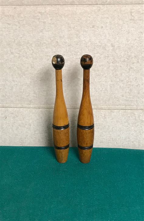 antique pair 2 1900 s wooden indian clubs juggling pins exercise