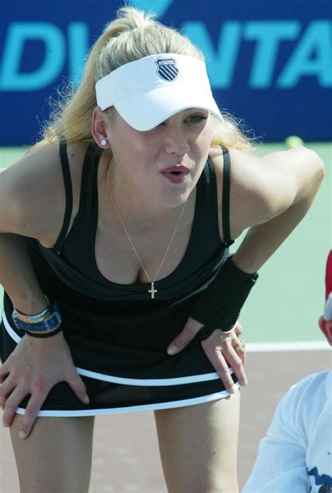 Tennis Star Anna Kournikova In Sexy Black Outfit Photos Female Sports