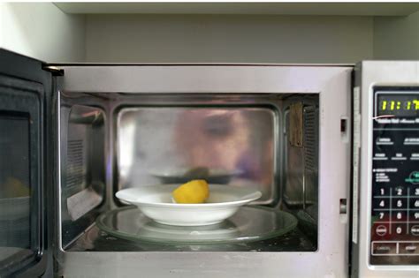 simple  meaningful life cleaning  microwave  easy