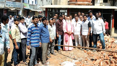 assault  corporator residents observe bandh star  mysore