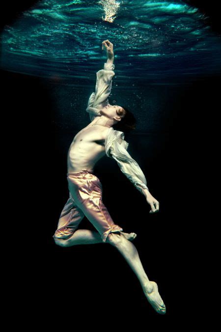 drawing poses male male poses underwater photoshoot underwater photography illustration noel