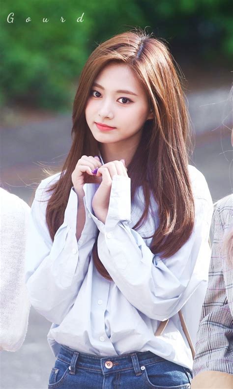 Pin By Mahisaa Auliaa On Twice ツウィ Tzuyu Kpop Hair