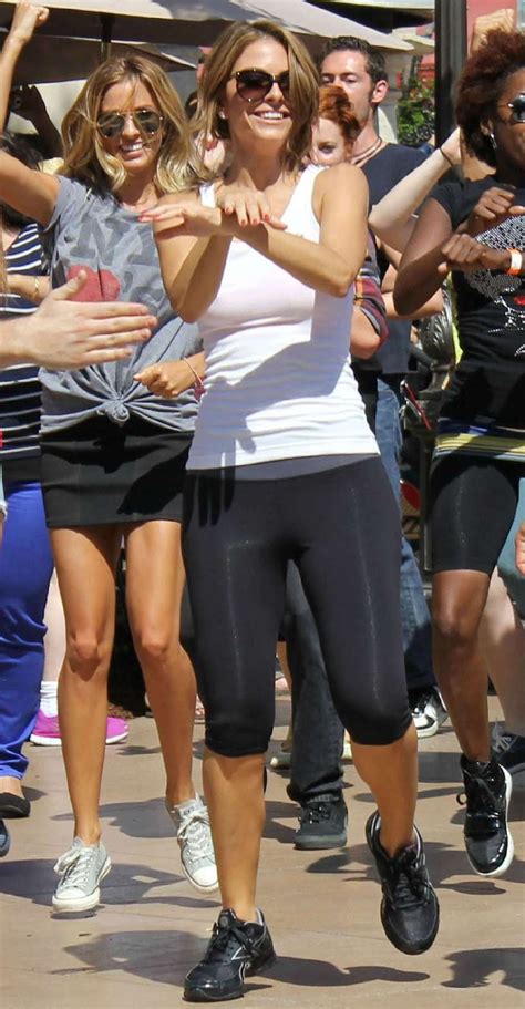 Filthy Anarchist S Phlog Maria Menounos Pokies And Tights