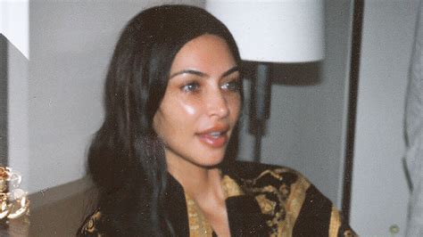 Kim Kardashian’s Glowing Skin — See No Makeup Pic Hollywood Life