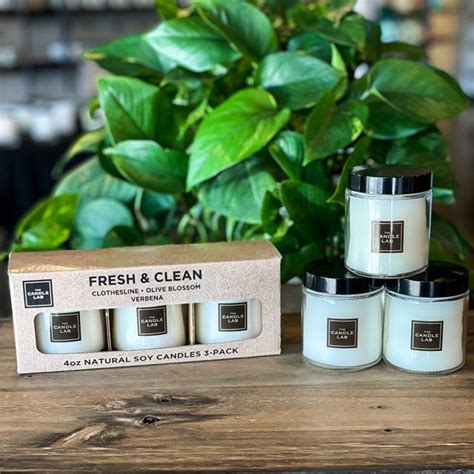 fresh clean  pack  candle lab
