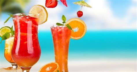 5 Summer Drinks With Sexy Names