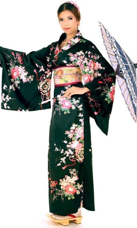 Elegant Japanese Kimono Kimonos And Yukatas Lionella