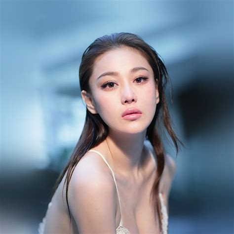 Hi65 Chinese Girl Sexy Model Star Wallpaper
