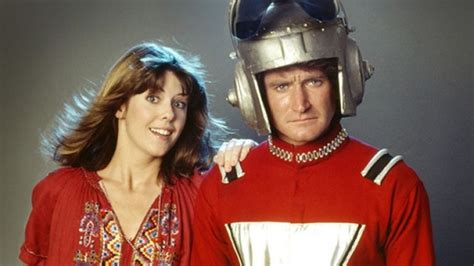 Nanu Nanu Eleven Things We Learned From Mork And Mindy Her Ie
