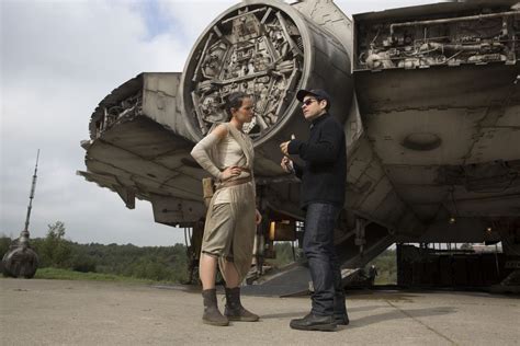 Star Wars 7 Deleted Scene Explained By J J Abrams Collider