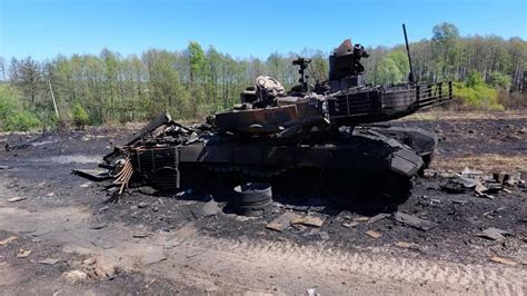 explosion  russian   tank  captured  ukrainian drone video defense express