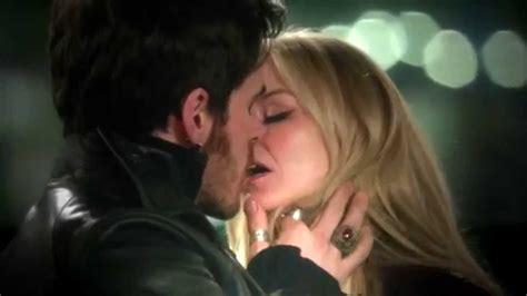 Emma And Hook Kiss Once Upon A Time 3x22 Hd Youtube