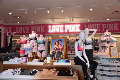 Victoria S Secret And Pink Now Open Legacy West