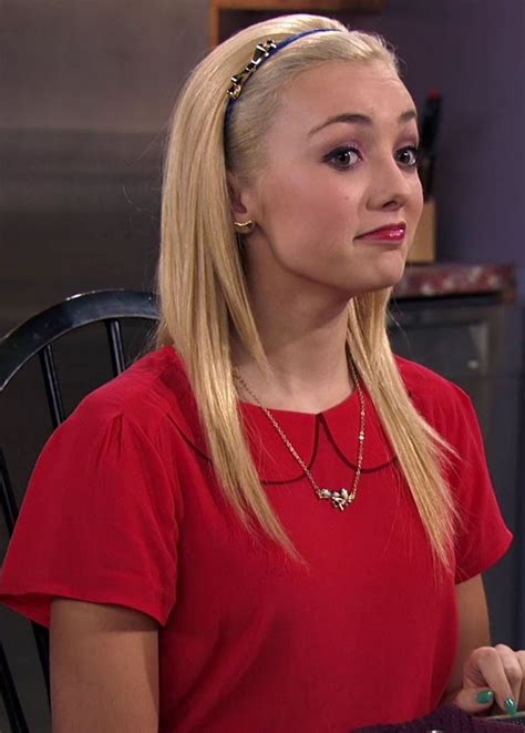 Pin On Peyton List Emma Ross From Jessie Style