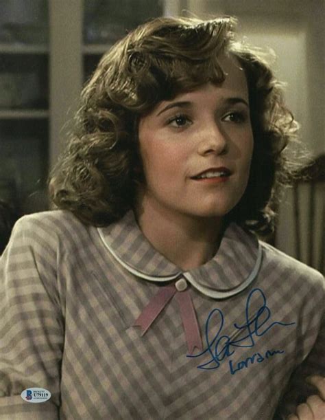 30 Gorgeous Portrait Photos Of A Young Lea Thompson In The 1980s