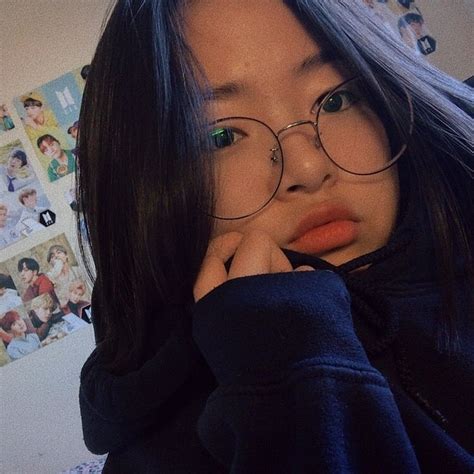 Cute Korean Ulzzang Girl Glasses Round Hoodie Dengan Gambar Gadis