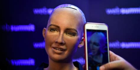 Sophia The Robot S Extreme Makeover Is Too Much