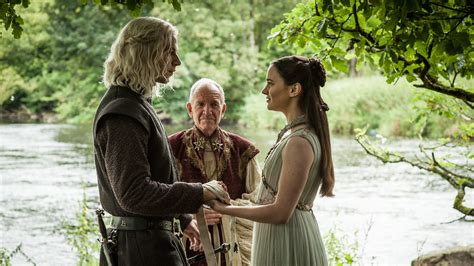 Game Of Thrones Fans Think Rhaegar Targaryen S Wig Was Recycled Allure