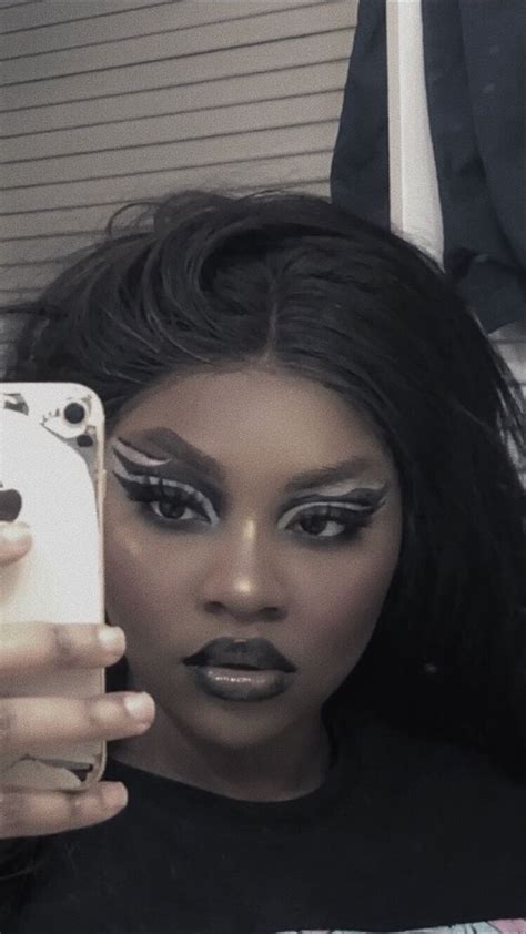 pin by sarah on makeup in 2020 mirror selfie makeup selfie