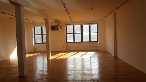 listing  square foot loft space  east williamsburg brooklyn rnycapartments