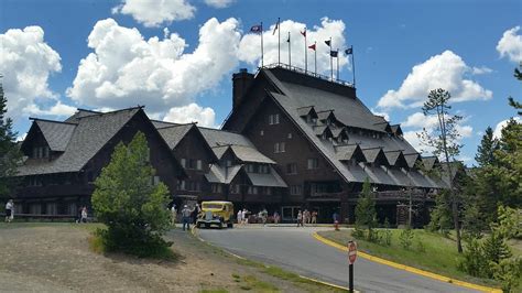 Old Faithful Inn 2021 Prices And Reviews Yellowstone