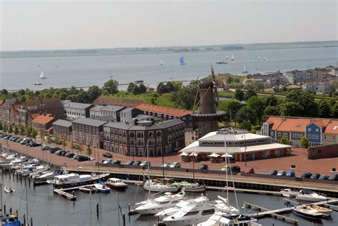 hellevoetsluis continents  countries hometown paris skyline glory towns canal