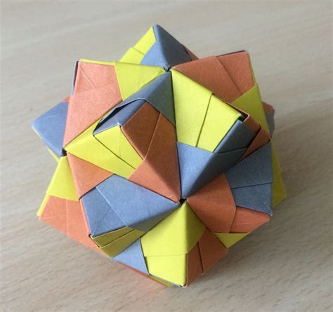 origami stellated icosahedron