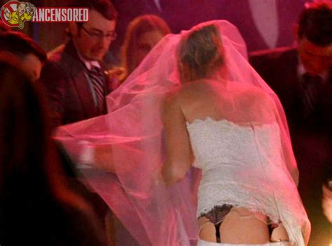naked missi pyle in the wedding bells