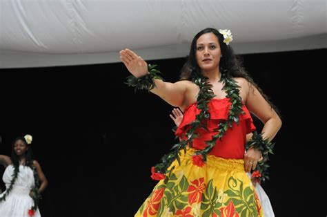 Asians Pacific Islanders Showcase Culture Tradition Article The