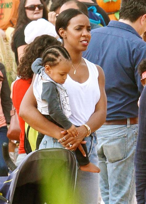 Kelly Rowland And Husband Take Their Adorable Son To The